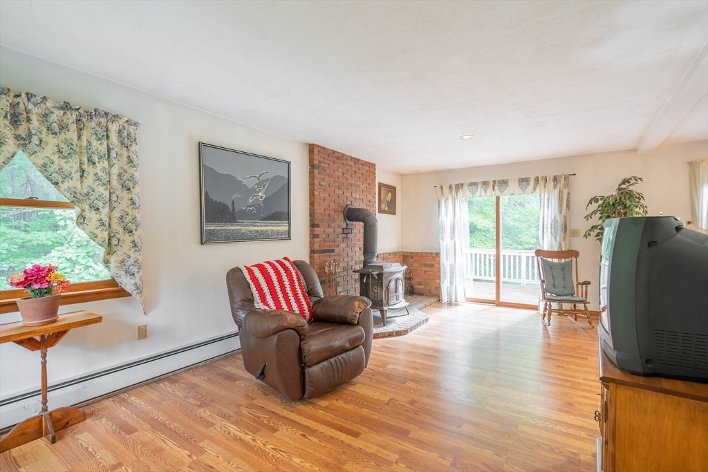 7 Howe Road Spencer, MA 01562 - Photo 13 of 40 Gallery Image 13
