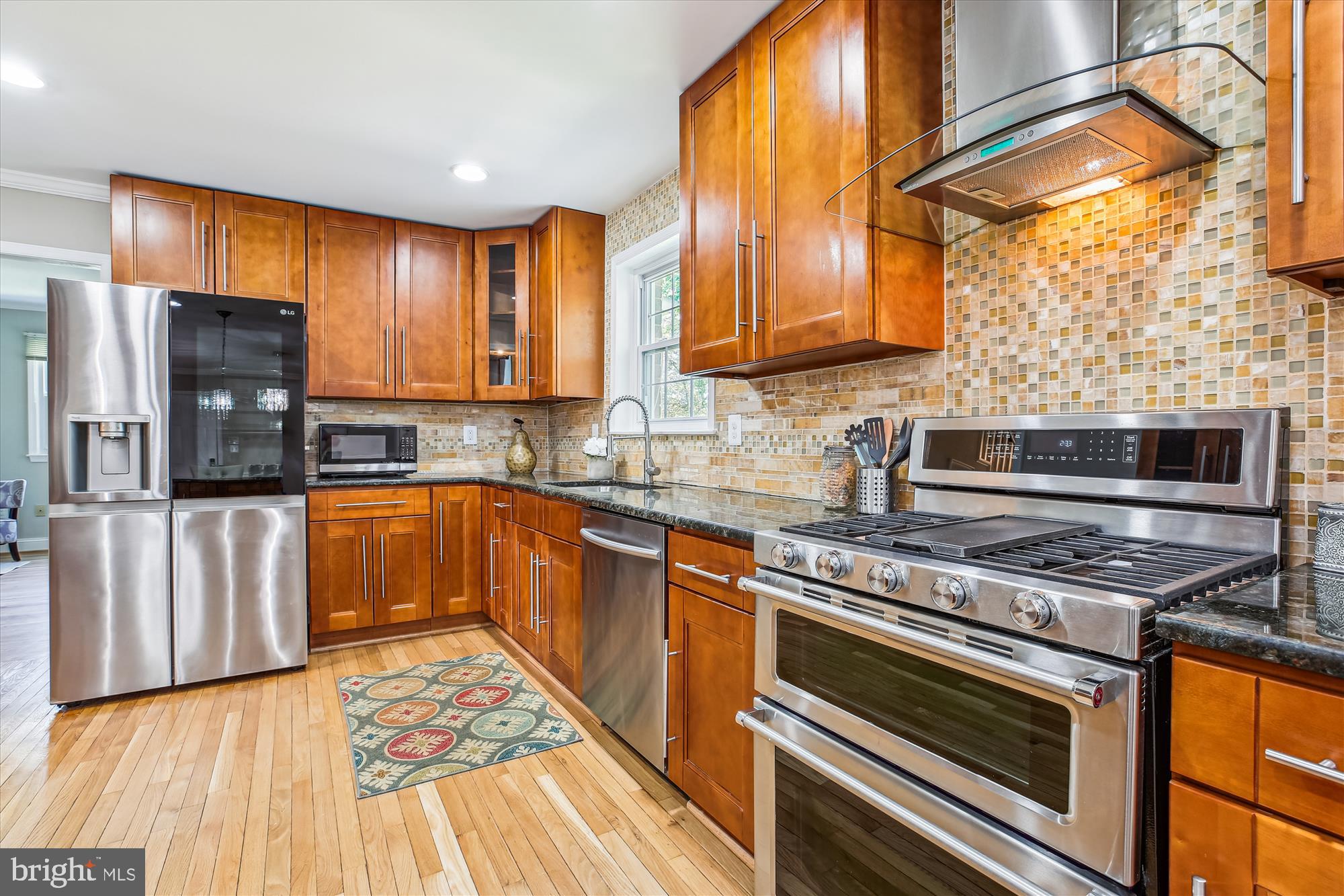 19313 Olney Mill Road Olney, MD 20832 - Photo 15 of 50 Double Gas Oven