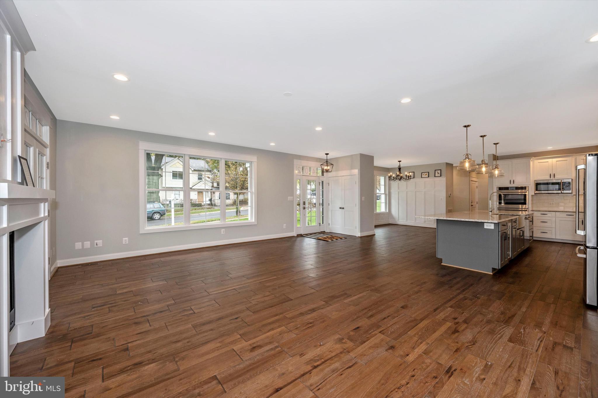 402 Pinewood Road Rockville, MD 20850 - Photo 11 of 57 View towards Entry Foyer