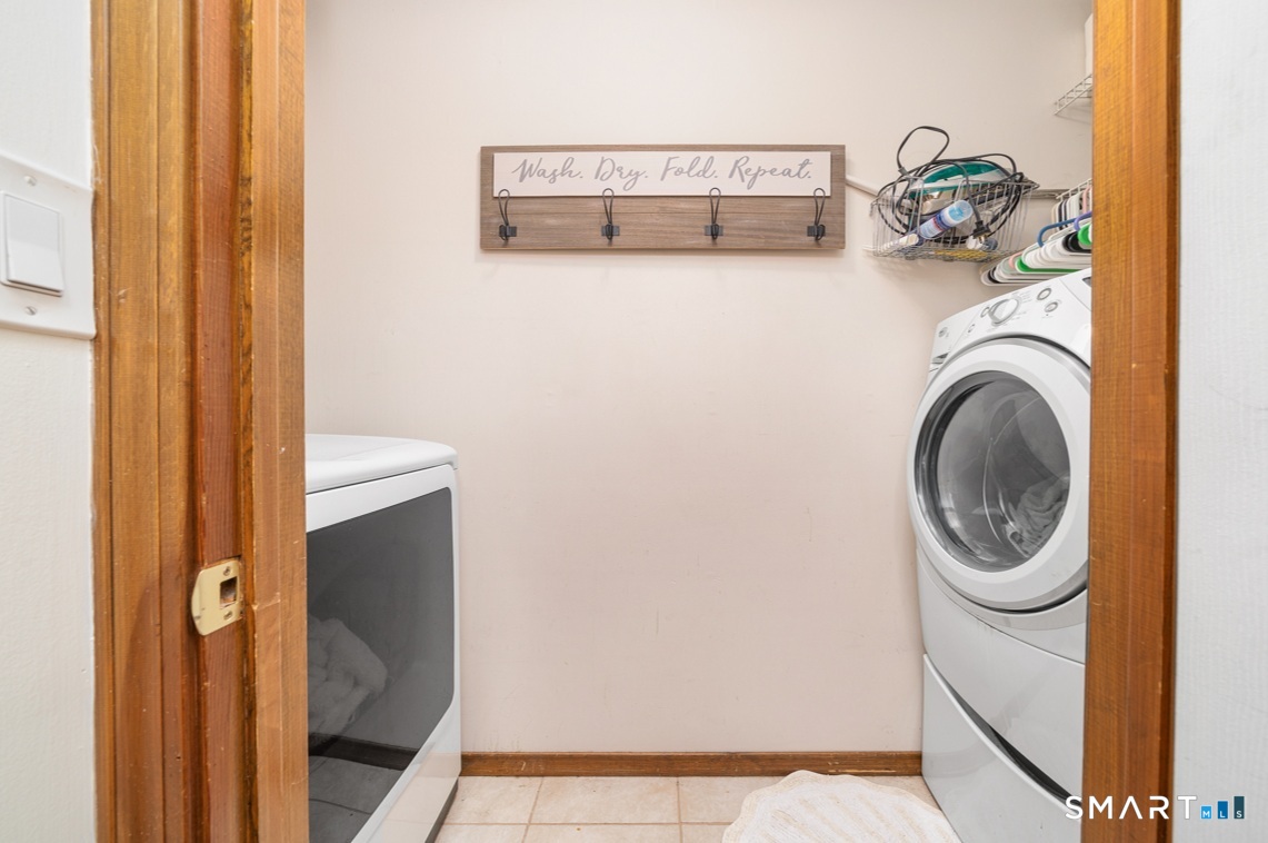 19 Tanner Crossing, Unit 19 Wethersfield, CT 06109 - Photo 19 of 40 1st Floor - Laundry Room