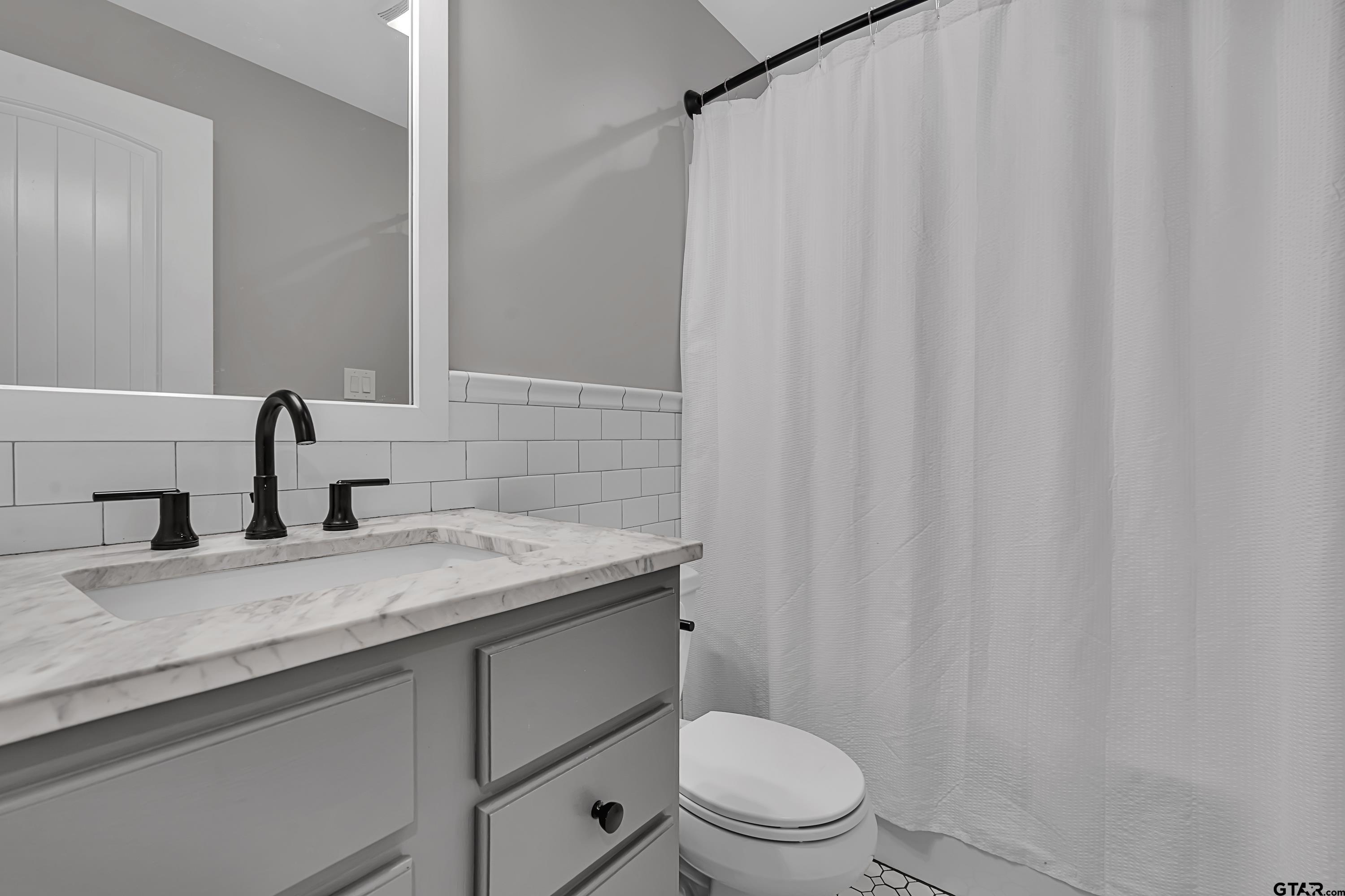 580 Jones Road Longview, TX 75603 - Photo 29 of 48