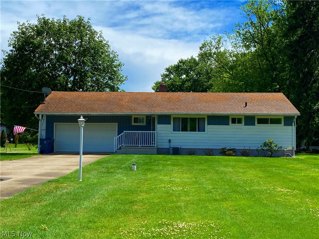 300 West Nimisila Road New Franklin, OH 44319 - Photo 2 of 28