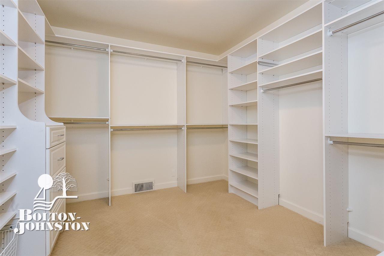 360 Provencal Road Grosse Pointe, MI 48236 - Photo 24 of 78 Walk-in Closet