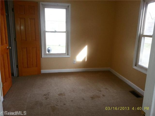 2669 Troxler Road Burlington, NC 27215 - Photo 3 of 7 1st Bedroom.