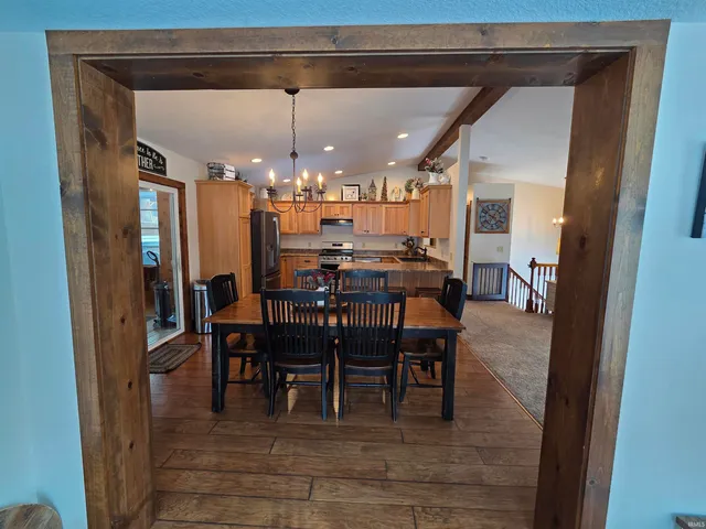 $388,000 | 8125 East U Highway South, Churubusco, IN 46723