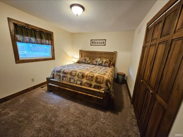 $399,000 | 8125 East Old U S 33 Highway, Churubusco, IN 46723