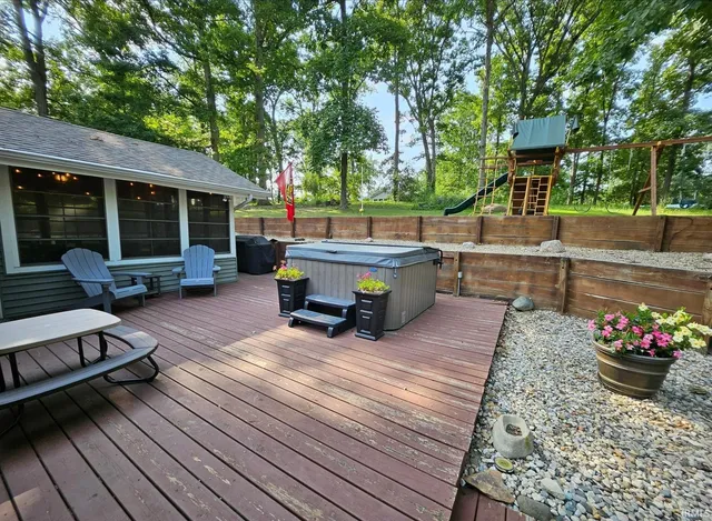 $399,000 | 8125 East Old U S 33 Highway, Churubusco, IN 46723