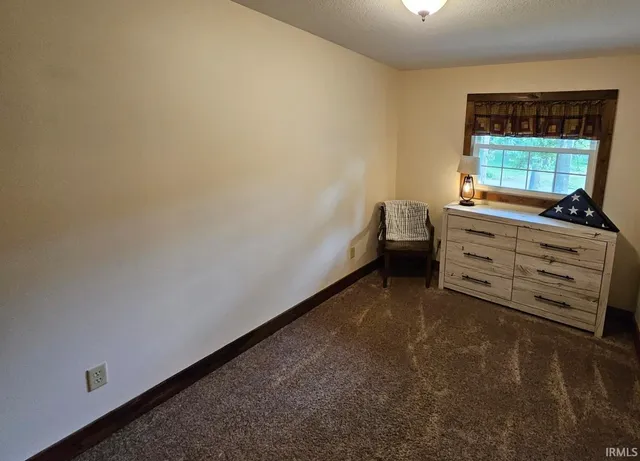 $399,000 | 8125 East Old U S 33 Highway, Churubusco, IN 46723