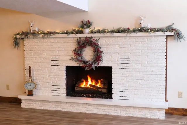 $388,000 | 8125 East U Highway South, Churubusco, IN 46723