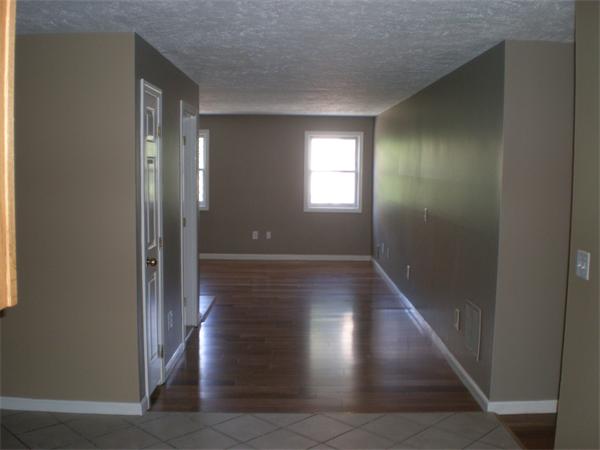 31 East Bluff Road, Unit 31 Ashland, MA 01721 - Photo 5 of 16 Gallery Image 5