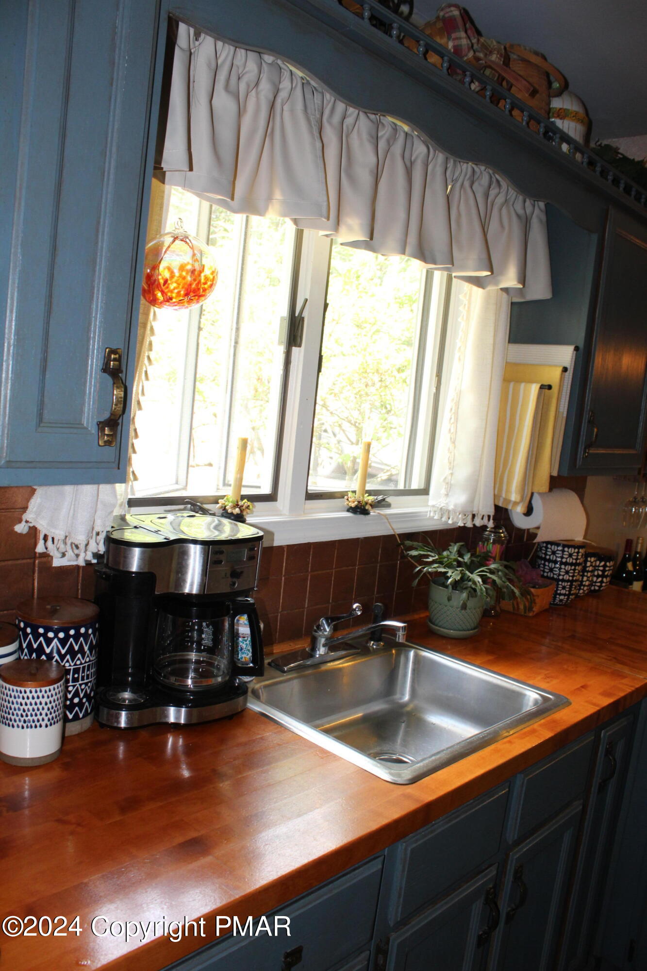 167 Pipher Road Bushkill, PA 18324 - Photo 15 of 47 IMG_2527