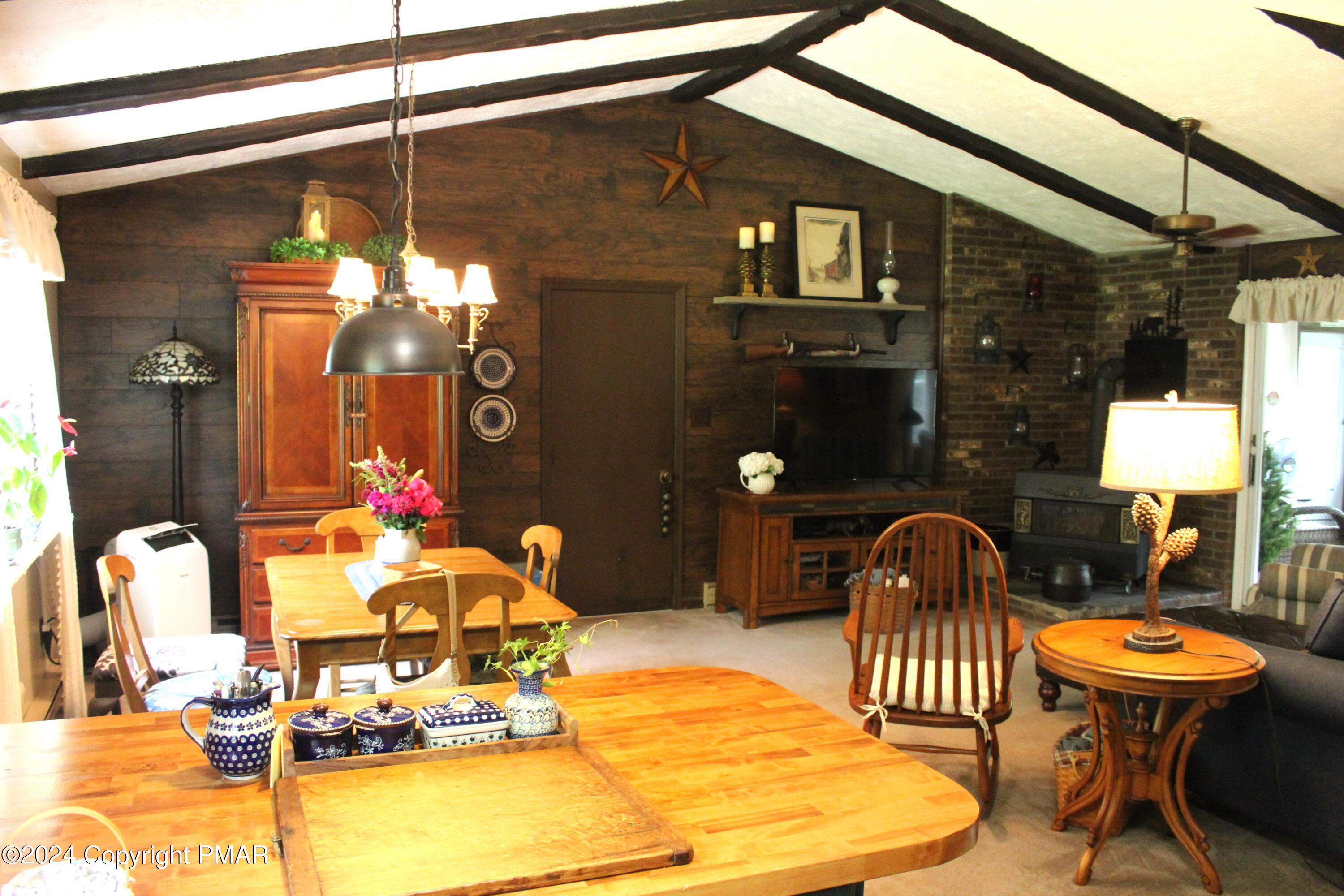 167 Pipher Road Bushkill, PA 18324 - Photo 18 of 47 IMG_2604