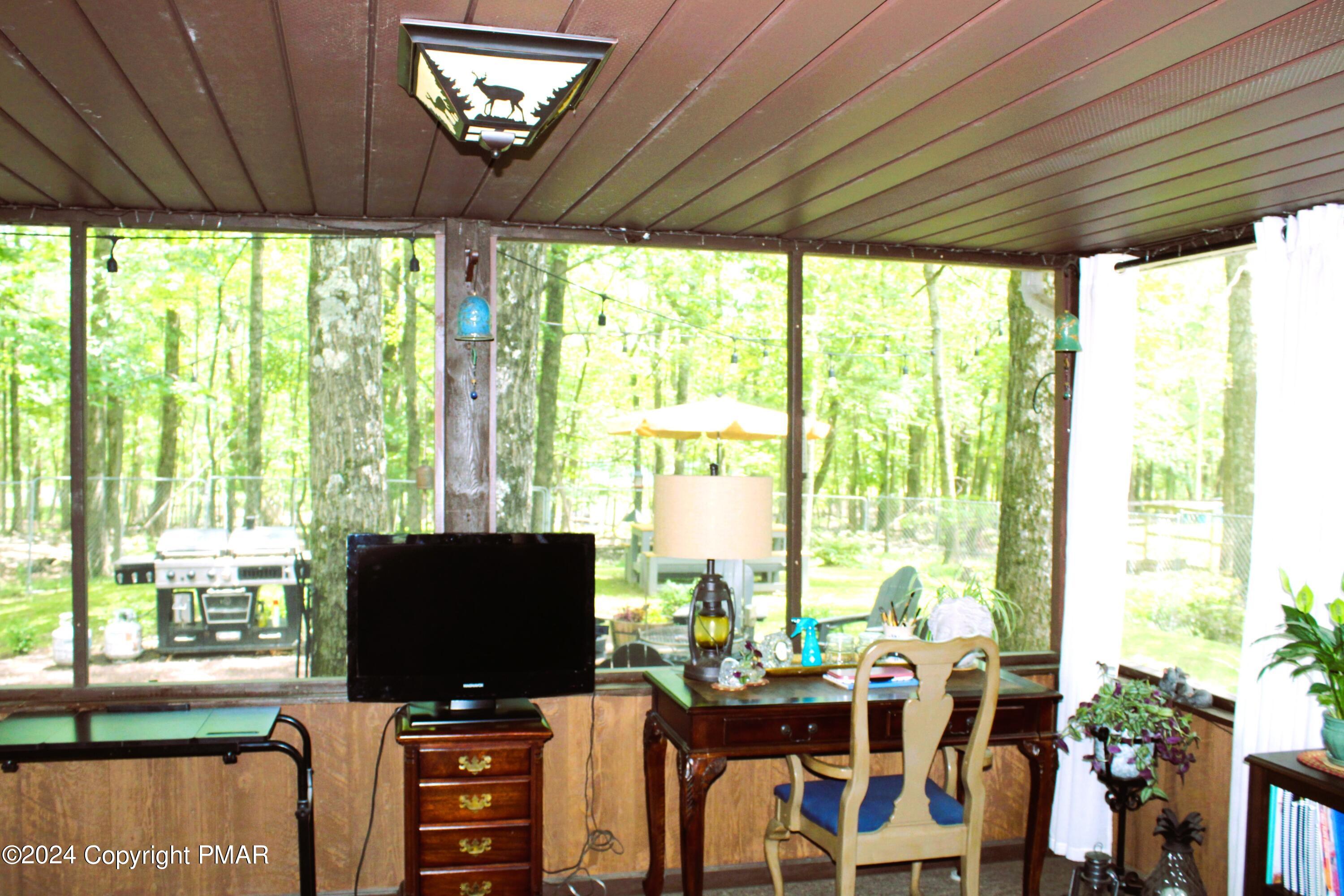 167 Pipher Road Bushkill, PA 18324 - Photo 24 of 47 Back room