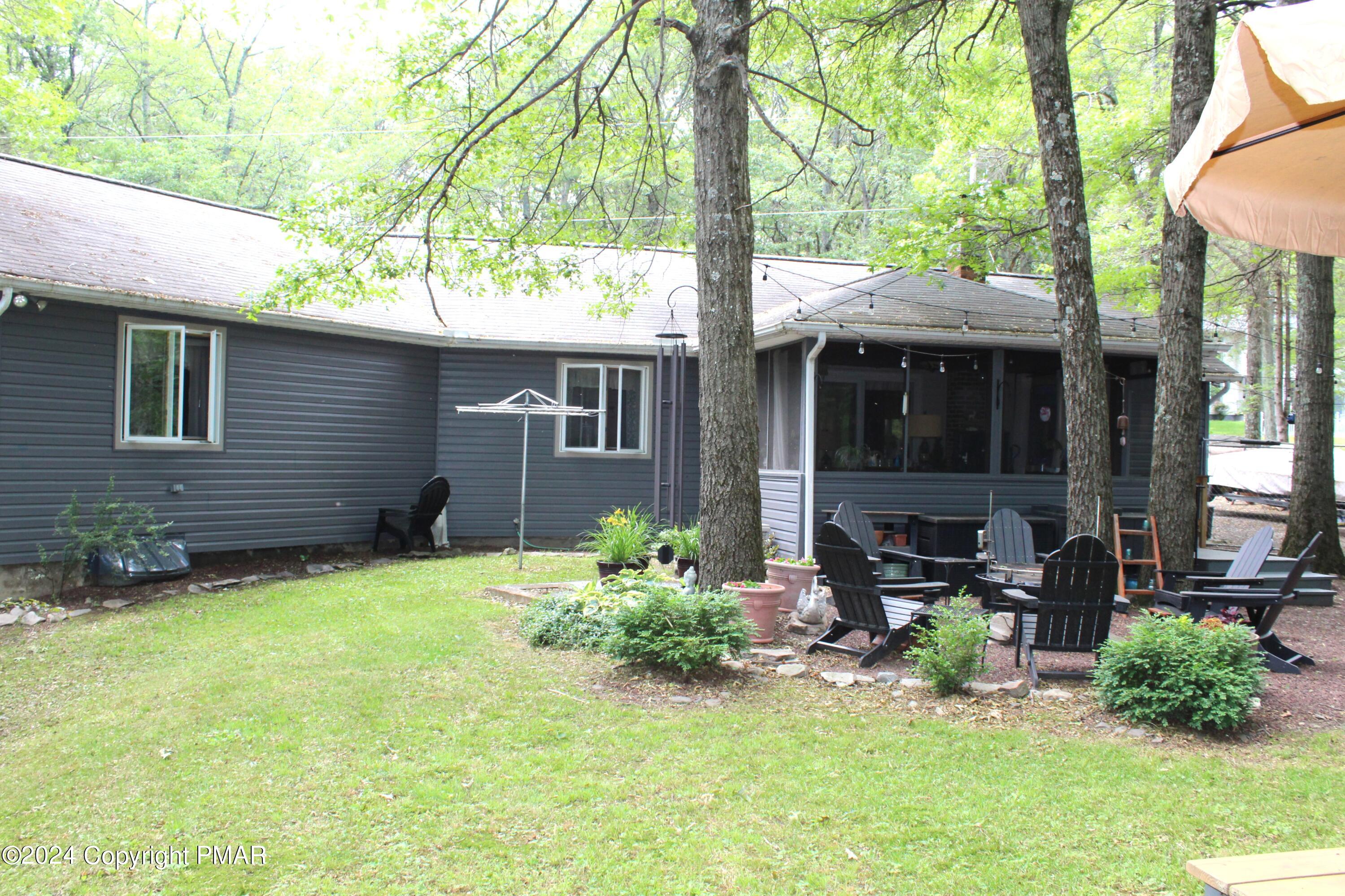 167 Pipher Road Bushkill, PA 18324 - Photo 5 of 47 IMG_2553