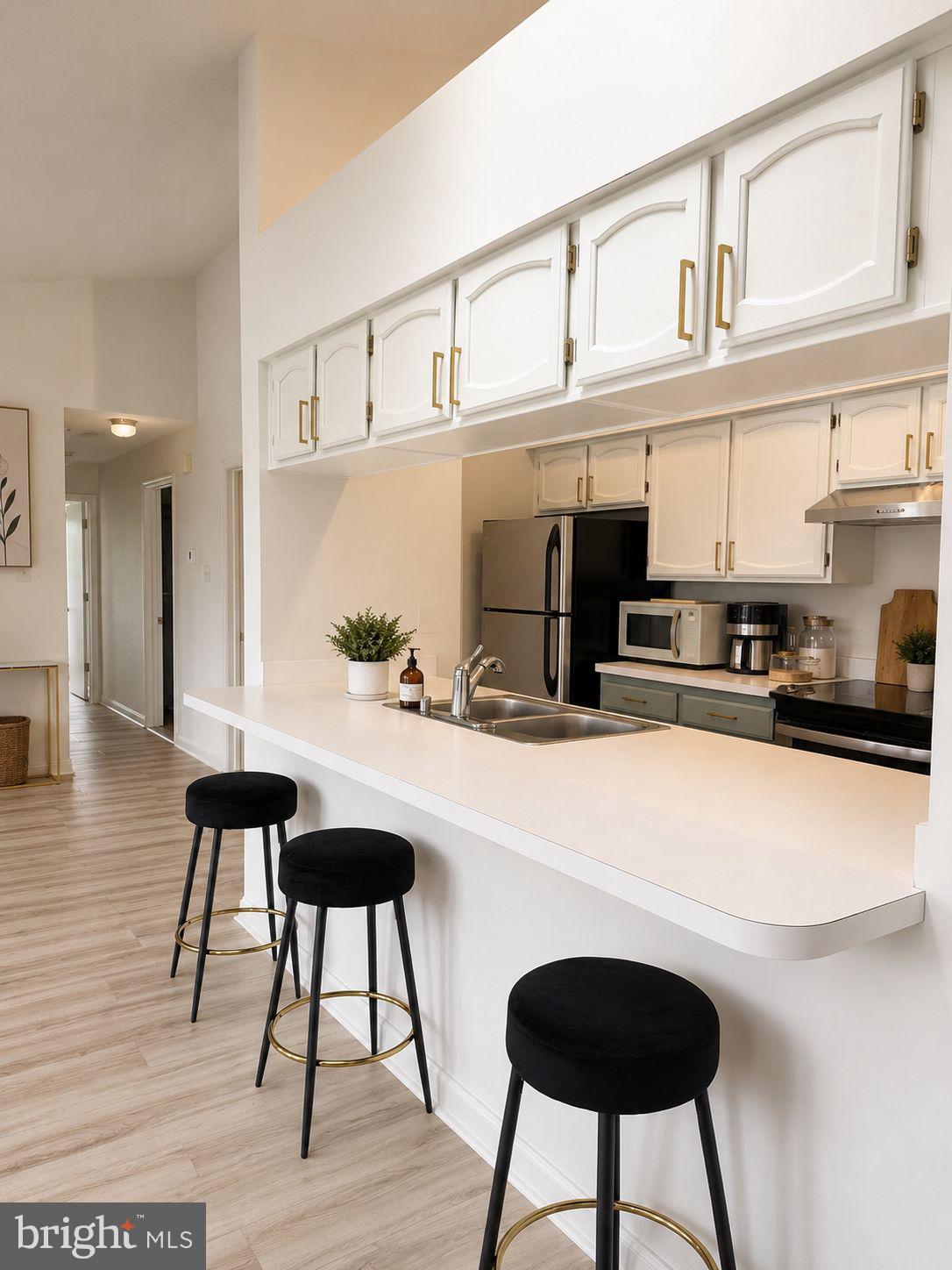 2601 Camelback Lane, Unit 12 Silver Spring, MD 20906 - Photo 11 of 14 Kitchen