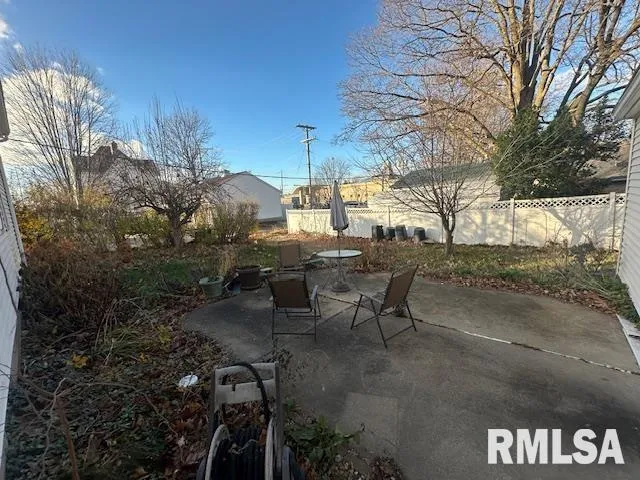 $1,600 | 209 East Cruger Avenue, Eureka, IL 61530