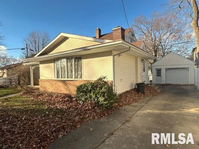 $1,600 | 209 East Cruger Avenue, Eureka, IL 61530