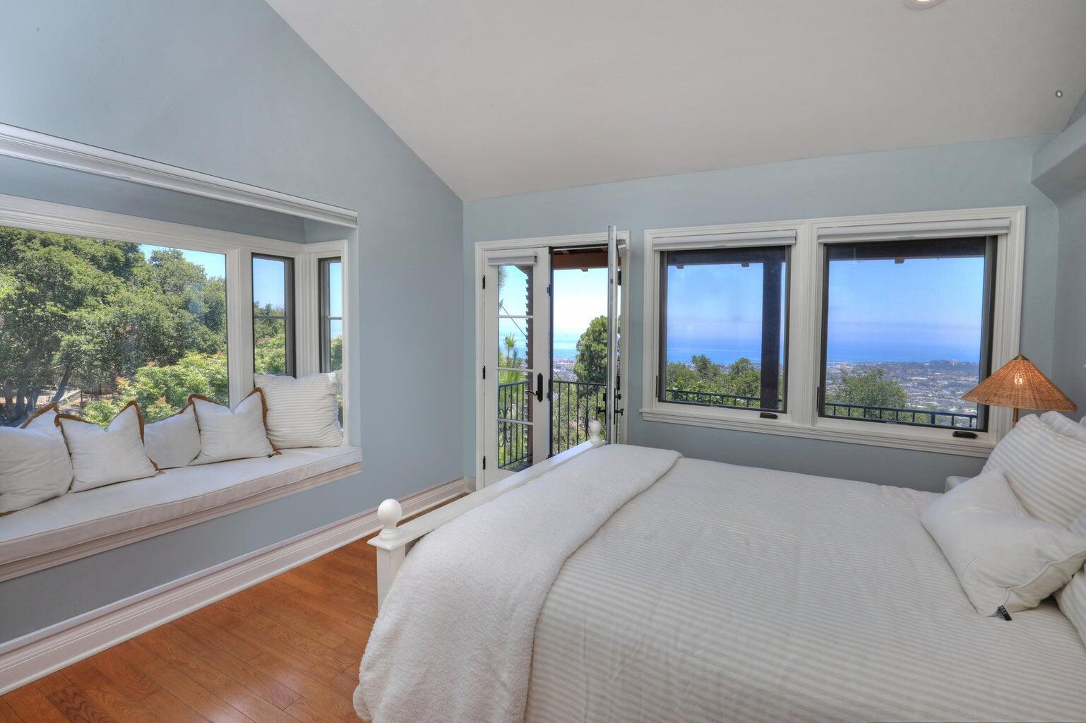 940 Arbolado Road Santa Barbara, CA 93103 - Photo 11 of 18 Primary with view