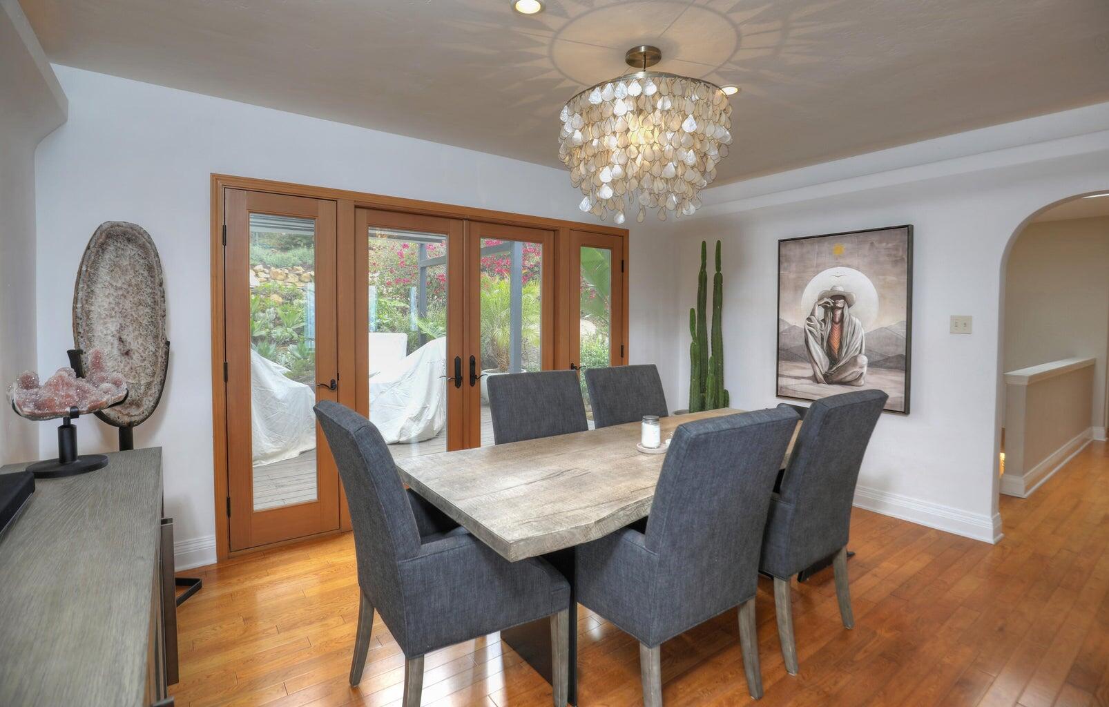 940 Arbolado Road Santa Barbara, CA 93103 - Photo 7 of 18 Dining 2