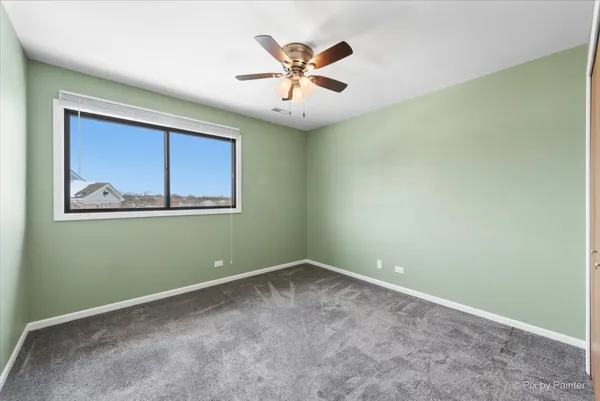 $209,900 | 565 Dean Street, Unit F, South Elgin, IL 60177