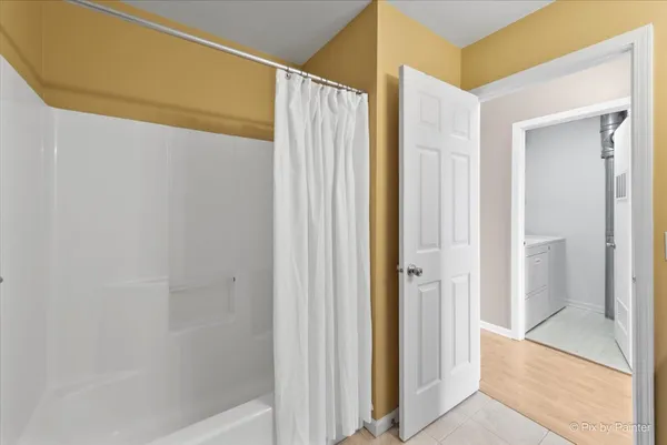$209,900 | 565 Dean Street, Unit F, South Elgin, IL 60177