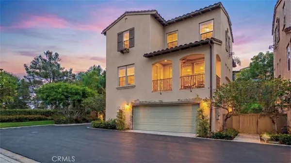 $1,499,000 | 347 Tall Oak, Irvine, CA 92603
