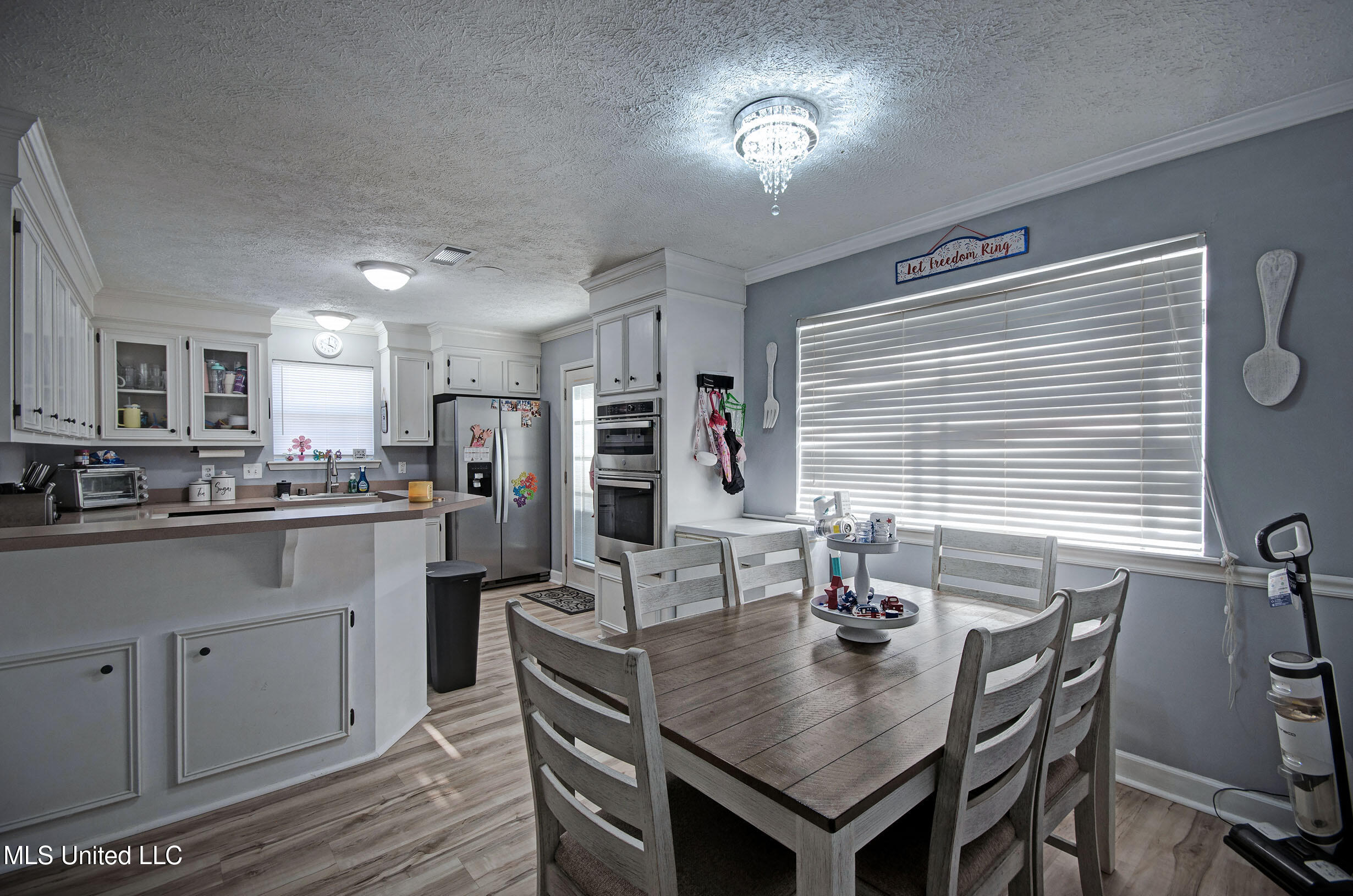 413 South Church Street Florence, MS 39073 - Photo 9 of 36 IMGP8893_4_5