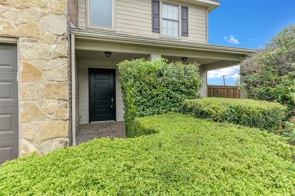 $2,995 | 1020 Breeders Cup Drive, Fort Worth, TX 76179