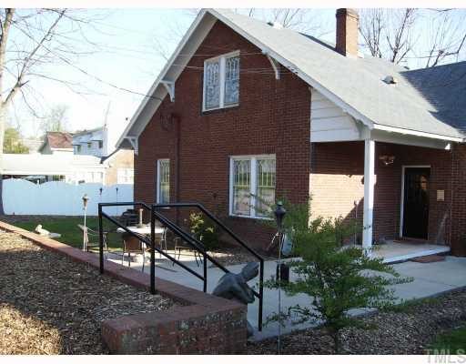 127 Academy Street Roxboro, NC 27573 - Photo 4 of 4 Gallery Image 4