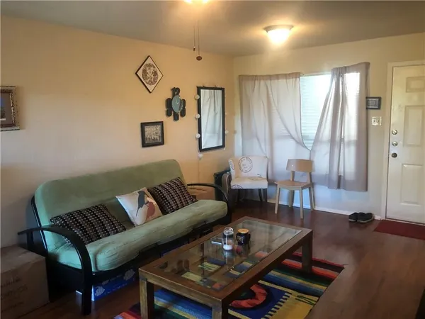 $1,250 | 1514 Parker Lane, Unit 104, Austin, TX 78741