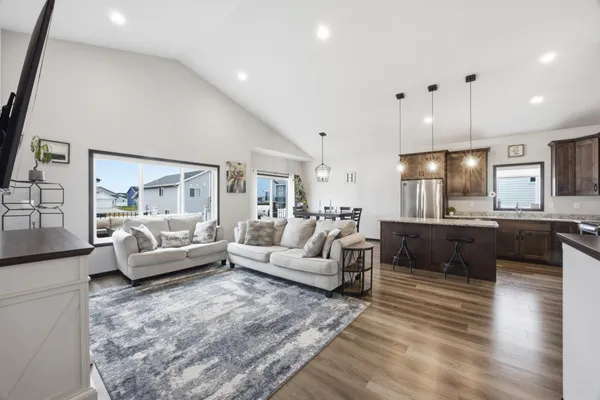 $510,000 | 7238 27th Street South, Fargo, ND 58104
