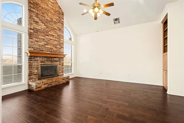 $495,000 | 1001 West Remington Park Drive, Terrell, TX 75160