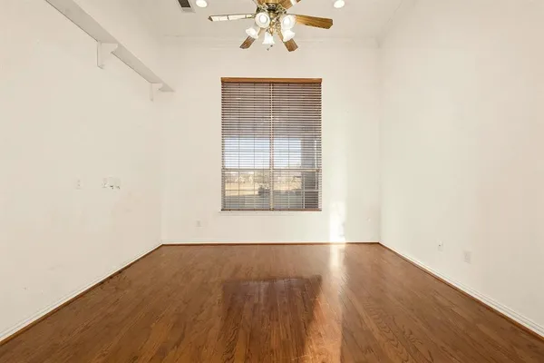 $495,000 | 1001 West Remington Park Drive, Terrell, TX 75160