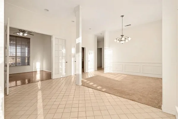 $495,000 | 1001 West Remington Park Drive, Terrell, TX 75160