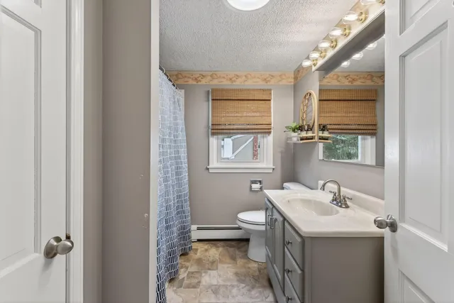 $549,900 | 1 Jeanne Drive, Topsham, ME 04086