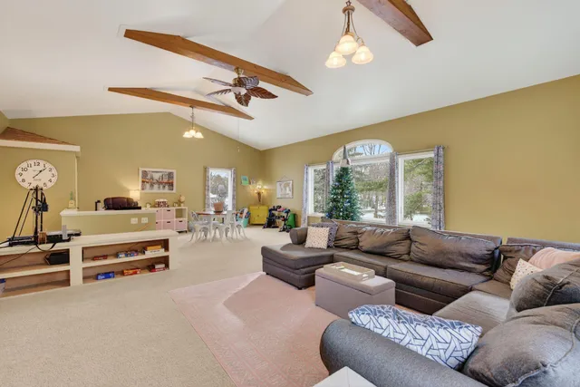 $549,900 | 1 Jeanne Drive, Topsham, ME 04086