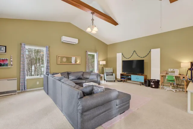 $549,900 | 1 Jeanne Drive, Topsham, ME 04086