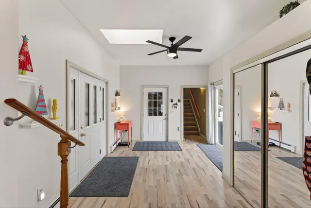 $549,900 | 1 Jeanne Drive, Topsham, ME 04086