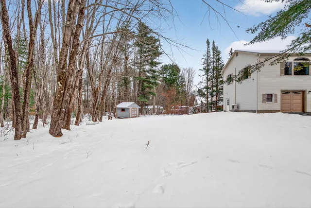$549,900 | 1 Jeanne Drive, Topsham, ME 04086