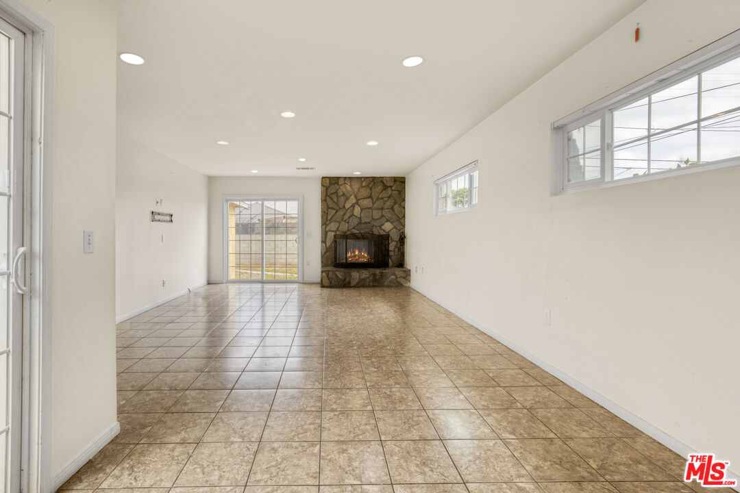 1300 South California Avenue Compton, CA 90221 - Photo 16 of 37