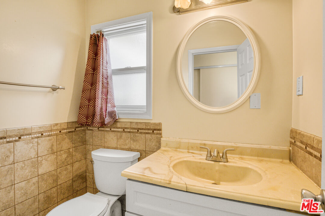 1300 South California Avenue Compton, CA 90221 - Photo 18 of 37