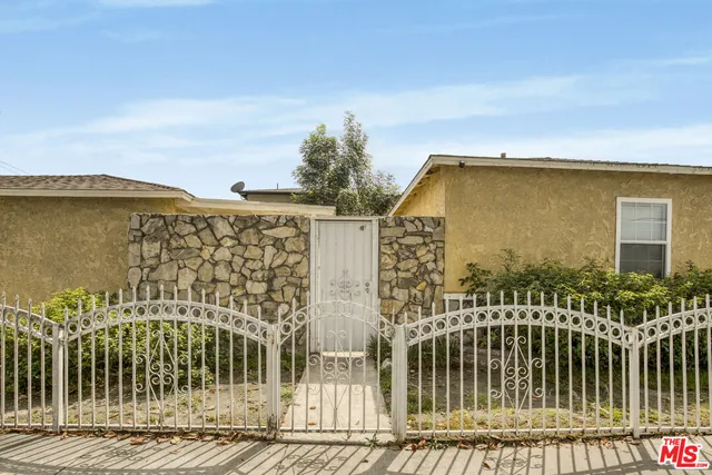 $764,999 | 1300 South California Avenue, Compton, CA 90221