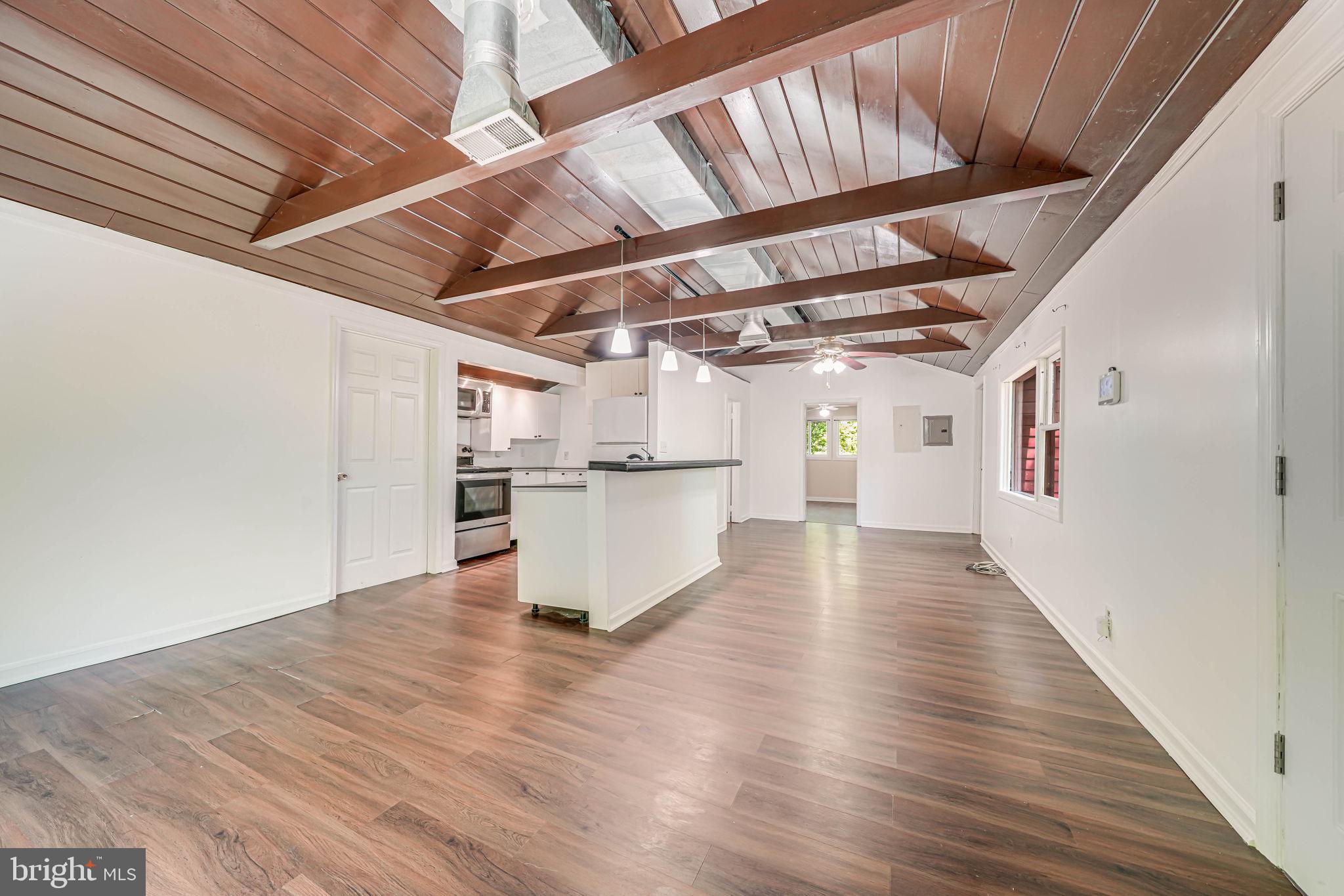 8304 Cobb Road Manassas, VA 20112 - Photo 34 of 35 Beautiful open floor plan