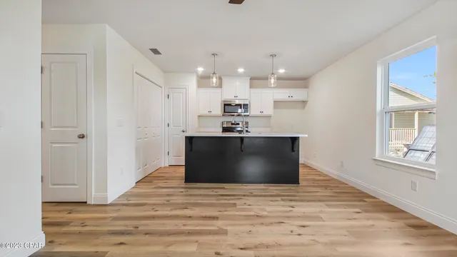 $1,395 | 908 Mulberry Avenue, Unit A, Panama City, FL 32401