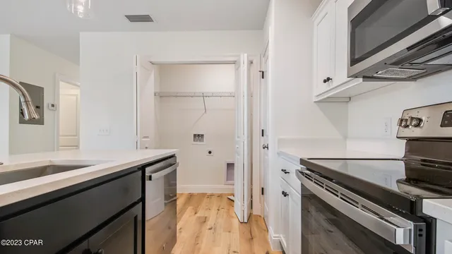 $1,395 | 908 Mulberry Avenue, Unit A, Panama City, FL 32401