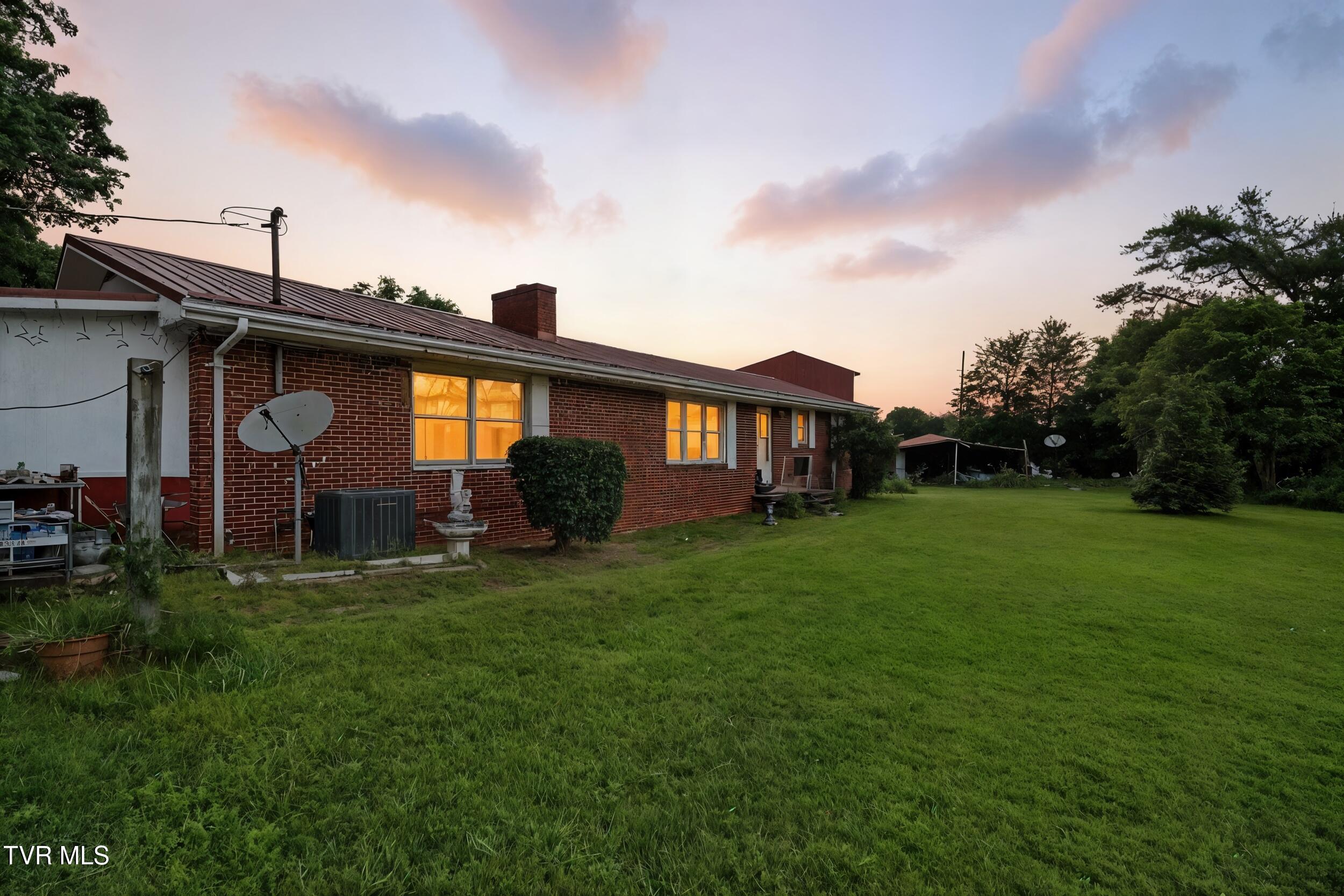 106 Gentry Hamilton Road Gray, TN 37615 - Photo 2 of 50 1_dsc012162_twilight_2257bf83-3ac5-4a5e-
