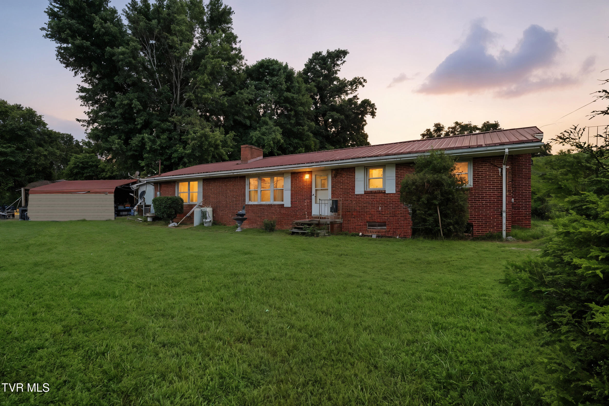106 Gentry Hamilton Road Gray, TN 37615 - Photo 3 of 50 2_dsc01213_twilight_bfbb2316-ed2b-4bec-9