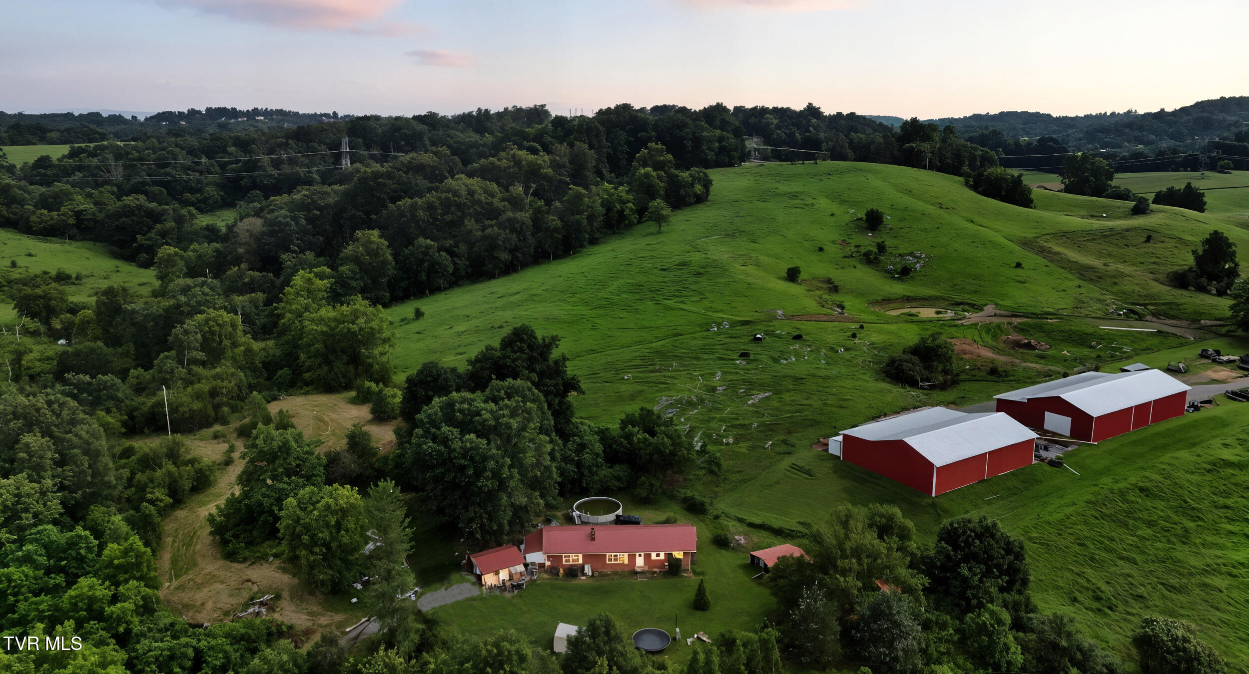 106 Gentry Hamilton Road Gray, TN 37615 - Photo 4 of 50 4_dji_20250701182307_0925_d_twilight_426