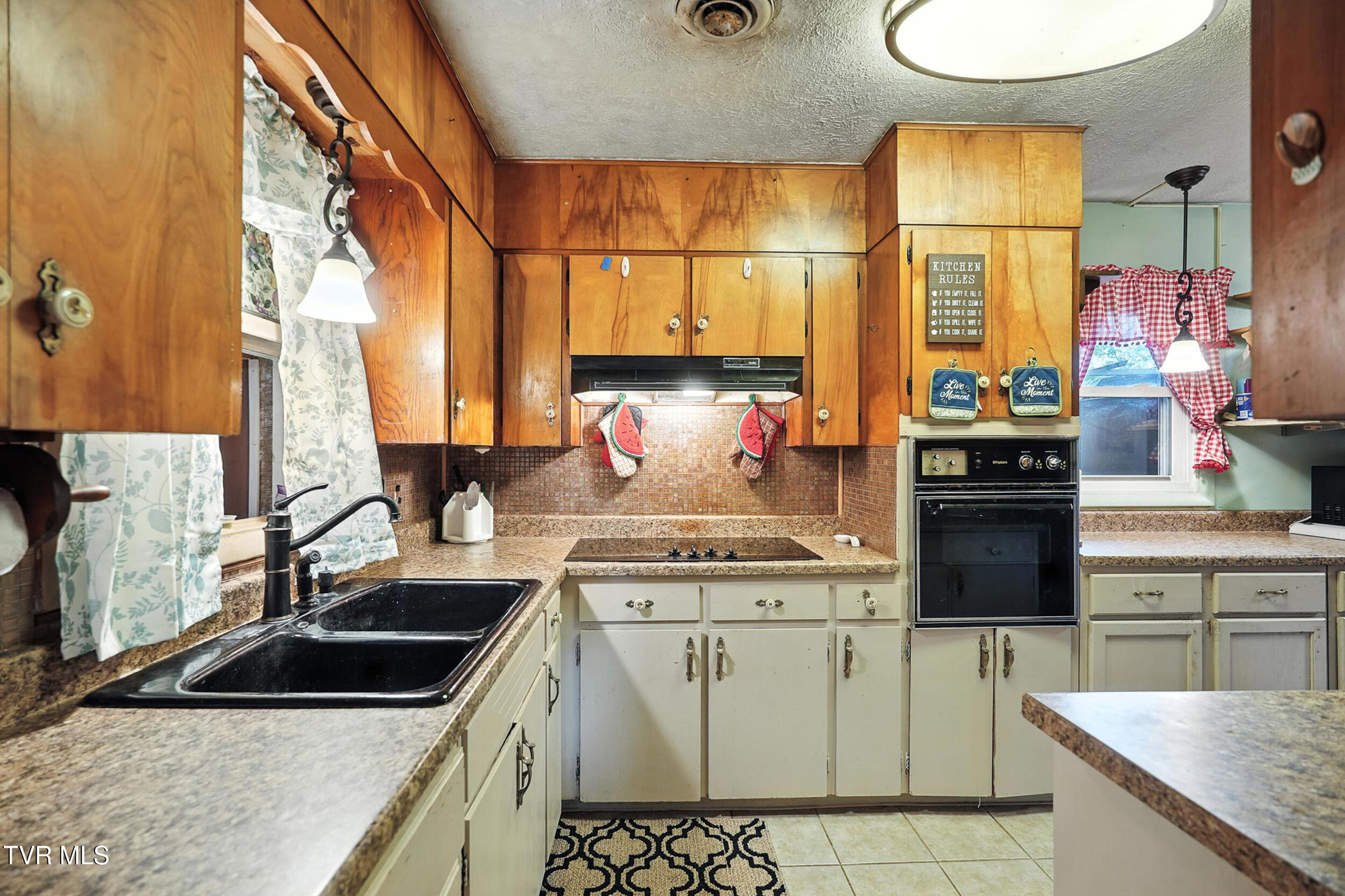 106 Gentry Hamilton Road Gray, TN 37615 - Photo 10 of 50 14_dsc01252