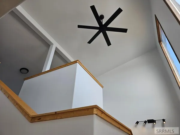 $379,999 | 704 13th Street, Salmon, ID 83467